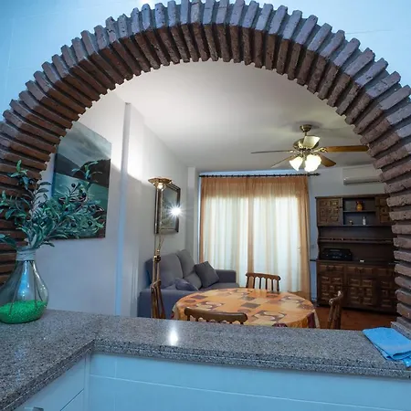 Edf. Palmeras 2º 40 Daire Nerja