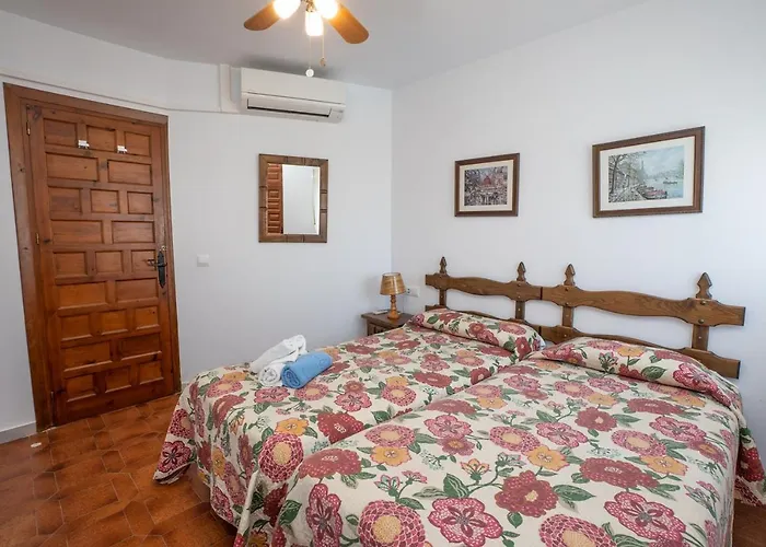 Edf. Palmeras 2º 40